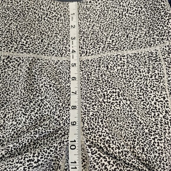 Athleta Legging Lot Med Salutation Stash II Textured Tight & Black Gym Wear S585 - Picture 11 of 13